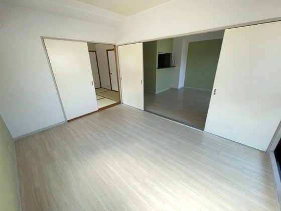 アピアイレブン