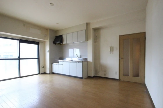 パークヒルズ6番館