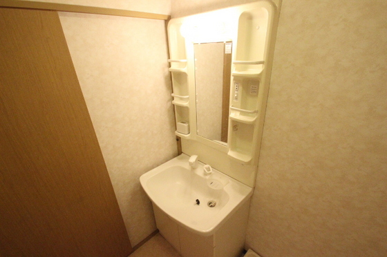 パークヒルズ6番館