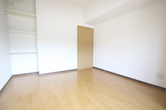 パークヒルズ6番館