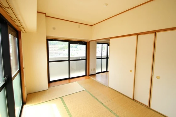 パークヒルズ6番館