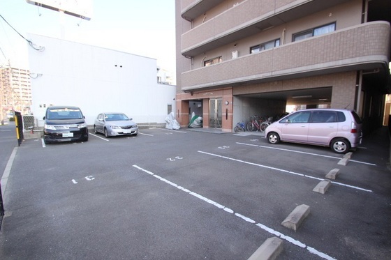 パークヒルズ6番館