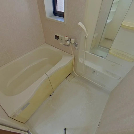 グレースコートAKI