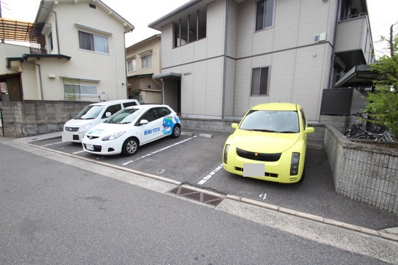 グレースコートAKI