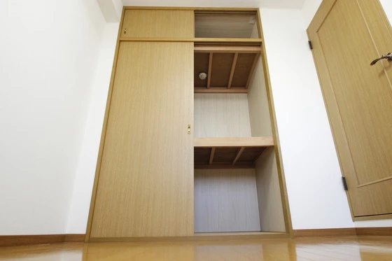 ジョイパレス高取駅前