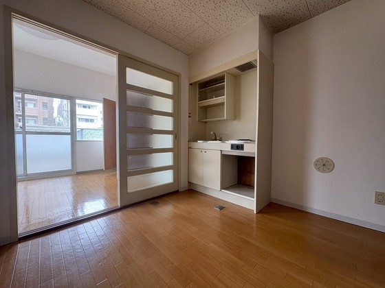 吉田ビル(榎町)