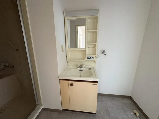 吉田ビル(榎町)