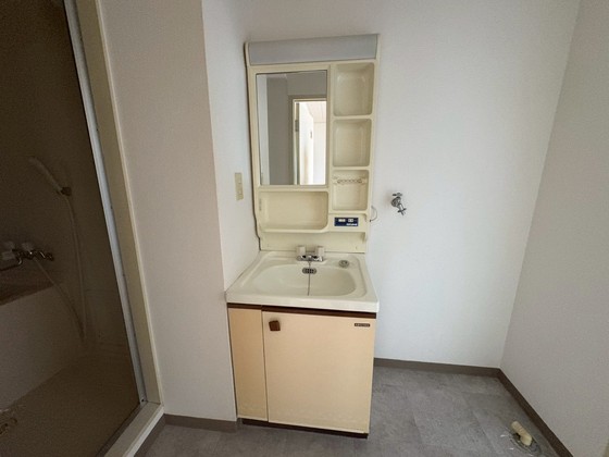 吉田ビル(榎町)