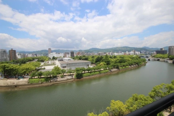 モア・マリオ平和公園