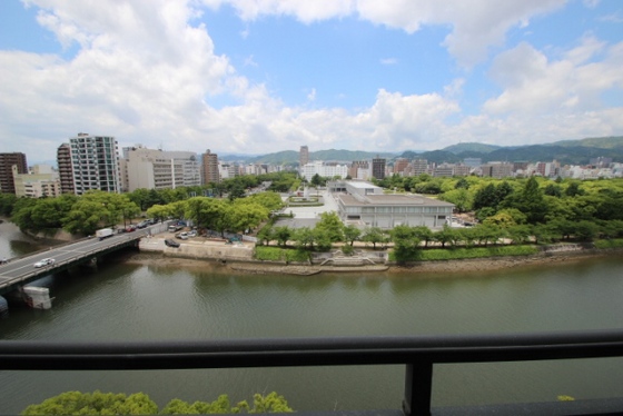 モア・マリオ平和公園