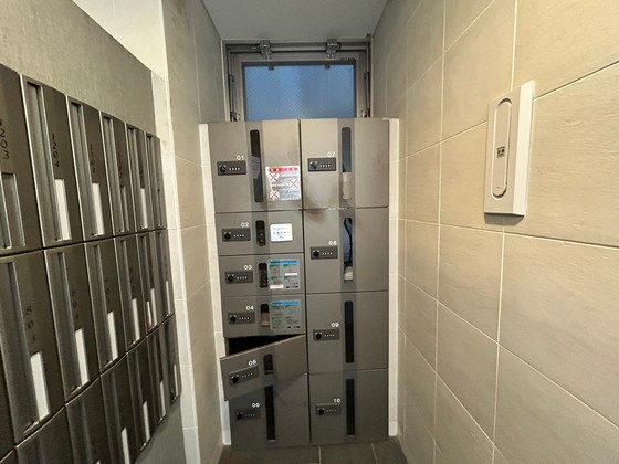 グラビスコート国泰寺