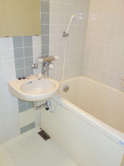 クリエイトビル