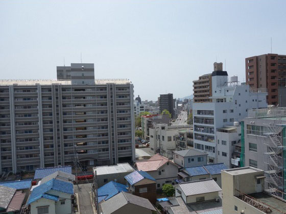 クリエイトビル