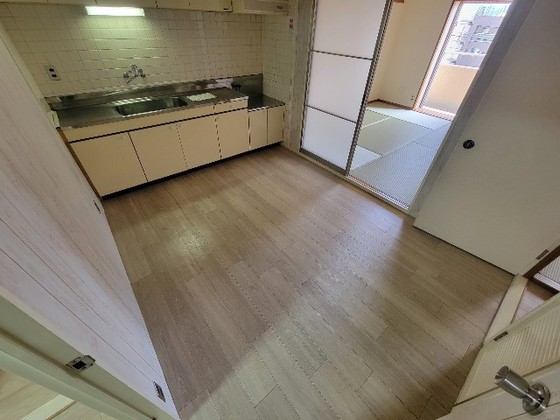 広島畳材安古市ビル