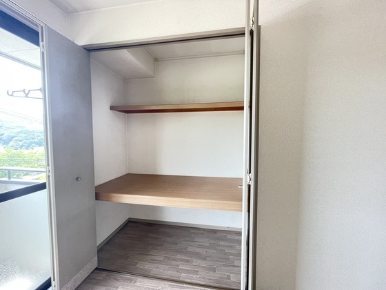 ハイライズ弘億