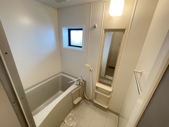 ハイライズ弘億