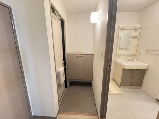 ハイライズ弘億