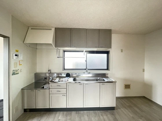 ハイライズ弘億