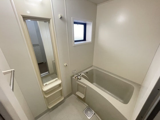 ハイライズ弘億