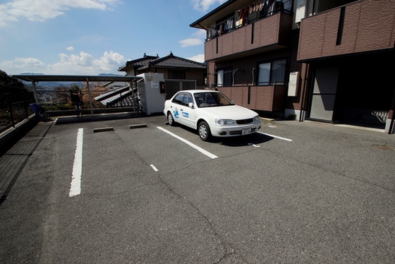 ハイライズ弘億