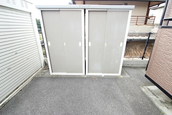 ハイライズ弘億