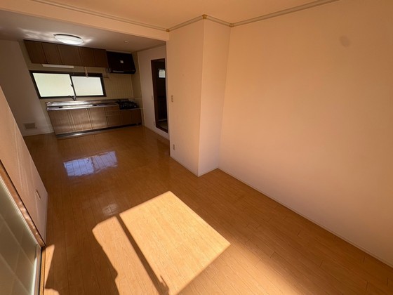 メゾン萩原 A棟