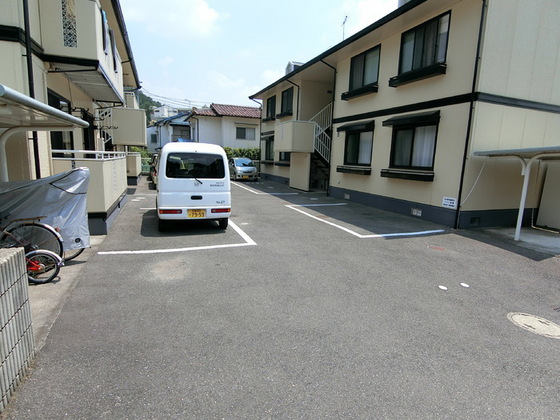 メゾン萩原 A棟