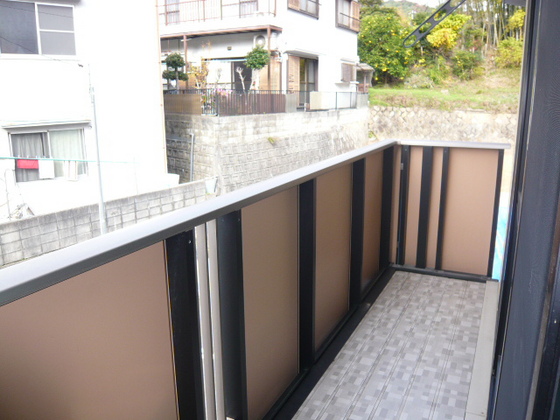 レトアエソール B