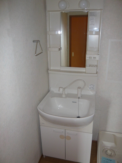 レトアエソール B