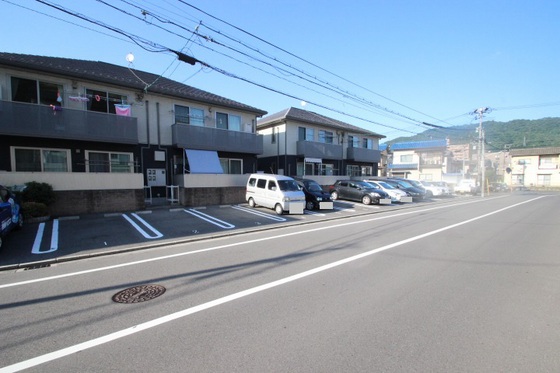 メープルコートNAKAO A棟