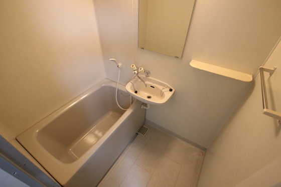 メゾンドール白島