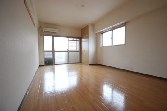 マルベニ堺町ビル