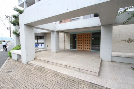 ハウスバーンフリート中山