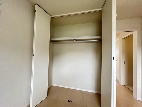 メゾン大町ヒルズC棟