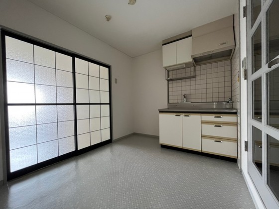 アルモシティーハイツ