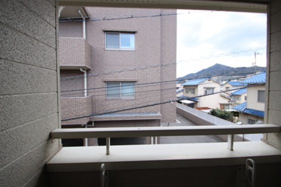 中通メゾネット