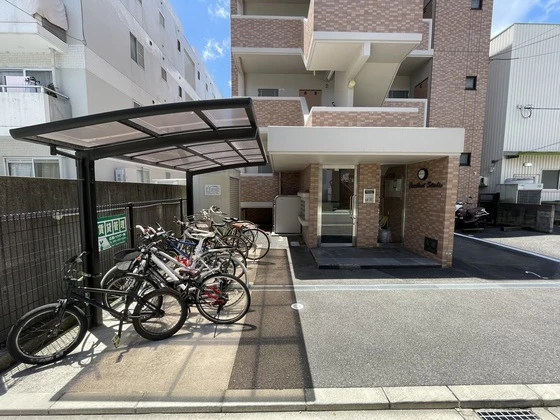 エクセラン・ステゥディオ