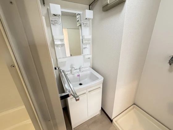 ショウリュウビル