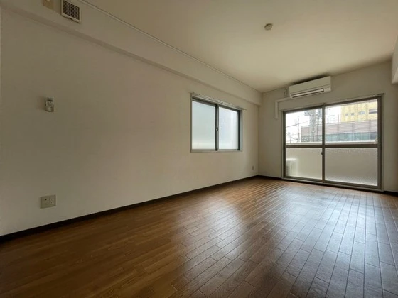 リヴレタカスギ