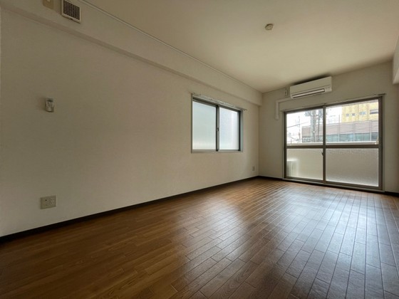 リヴレタカスギ