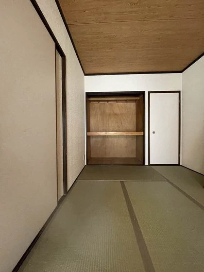 クレストハイム宮﨑