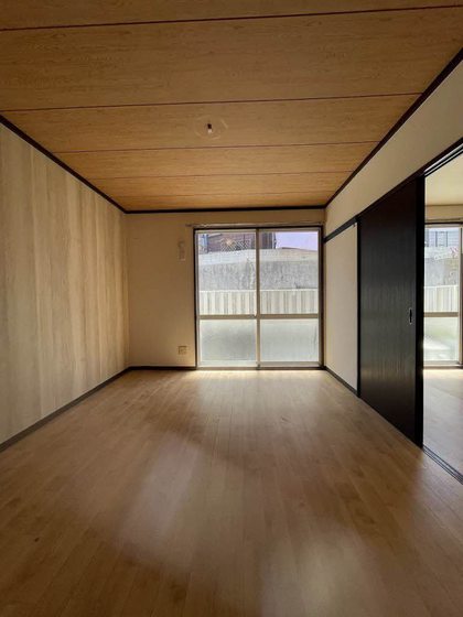 クレストハイム宮﨑