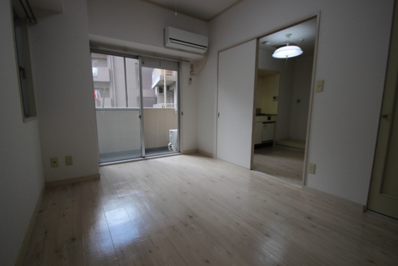 カルチェ大手町