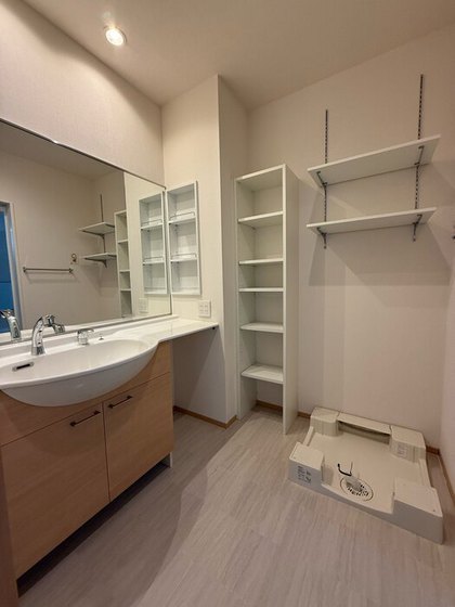 コーポにほじま