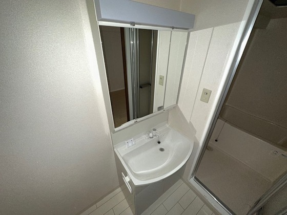 ノーブル平和大通り