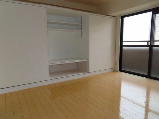 ノーブル平和大通り