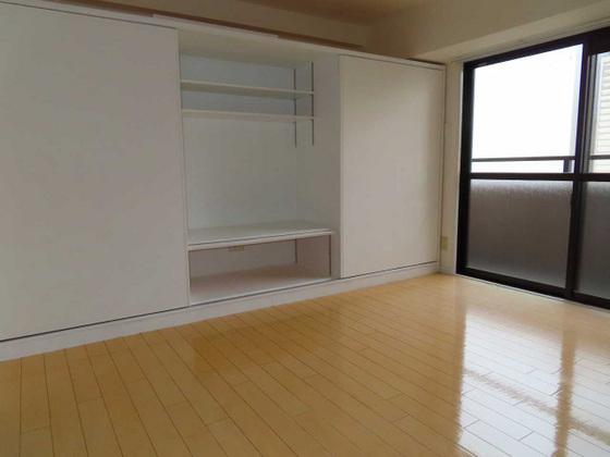 ノーブル平和大通り