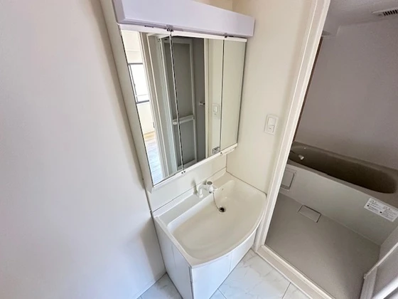 ノーブル平和大通り