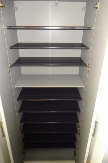 ノーブル平和大通り