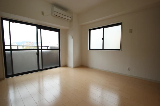 ノーブル平和大通り